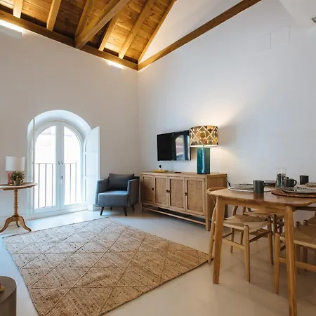 Eva Recommends Castellar Pool & Terrace *