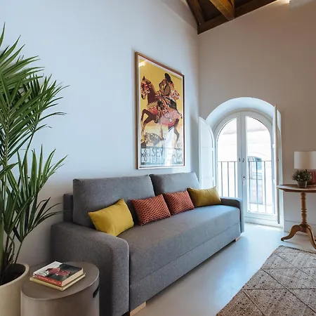 Eva Recommends Castellar Pool & Terrace Apartment *